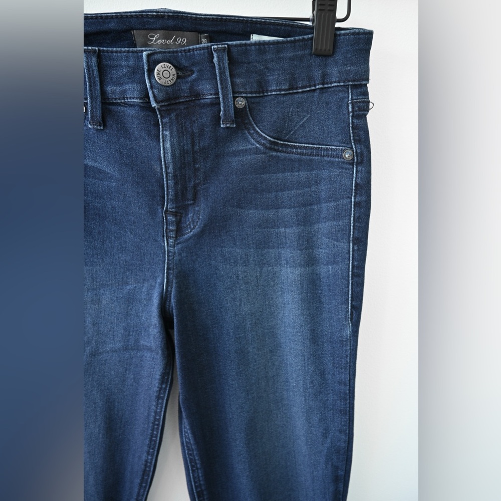 Level 99 Mid Rise Janice Jeans - Picture 2 of 6
